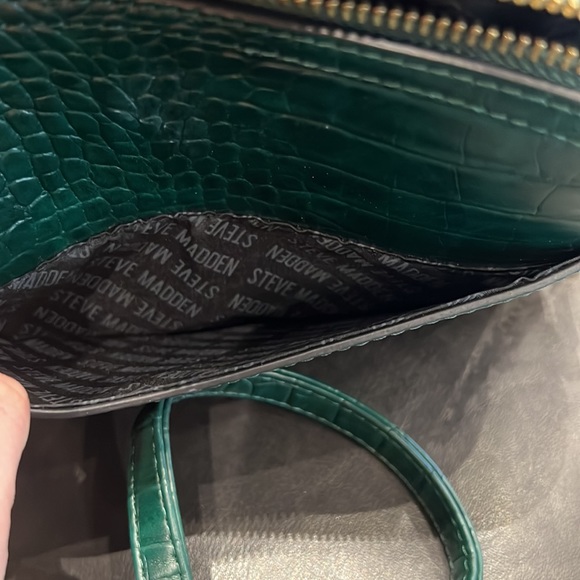 Steve Madden Mock Croc crossbody bag - Picture 4 of 6